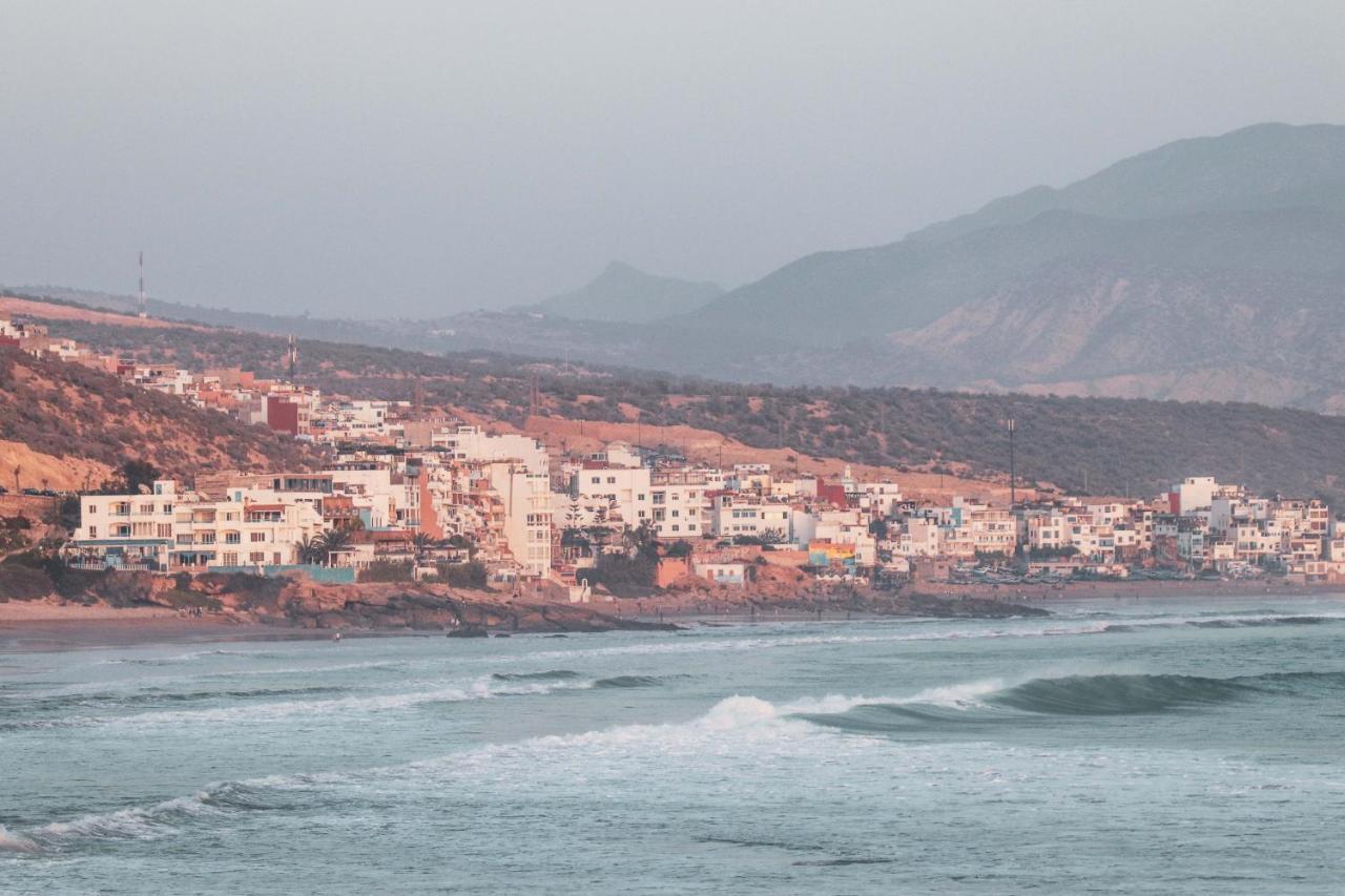 Sunshine Surf Morocco Bed & Breakfast Tamraght ภายนอก รูปภาพ